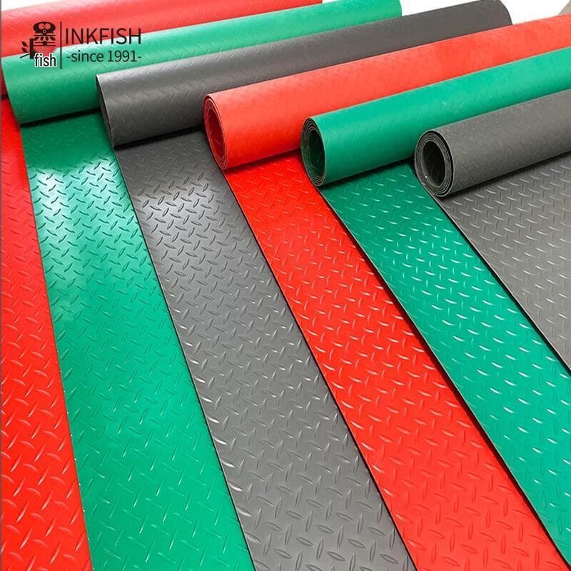 Covoraș de podea antiderapant cu model herringbone din PVC Aige