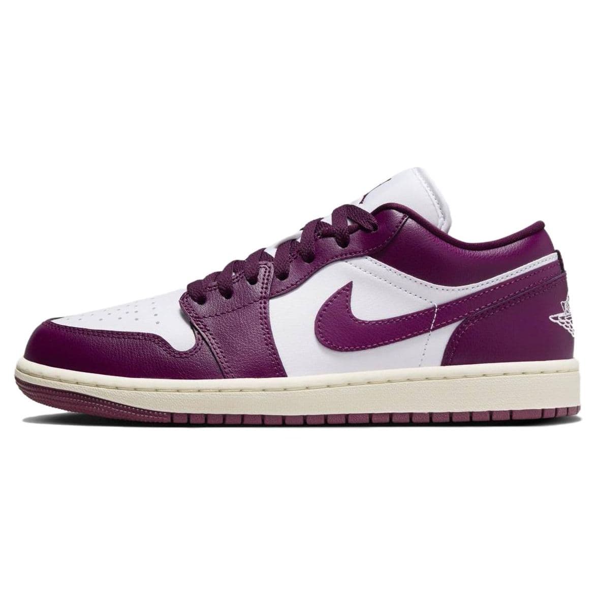 Pantofi de sport pentru femei Air Jordan 1 Low Bordeaux Purple White Sail DC0774-161 cm