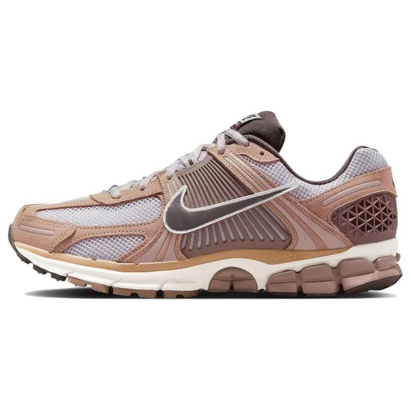 Nike Zoom Vomero 5 Dusted Clay Sneakers casual HF1553-200 cm maro