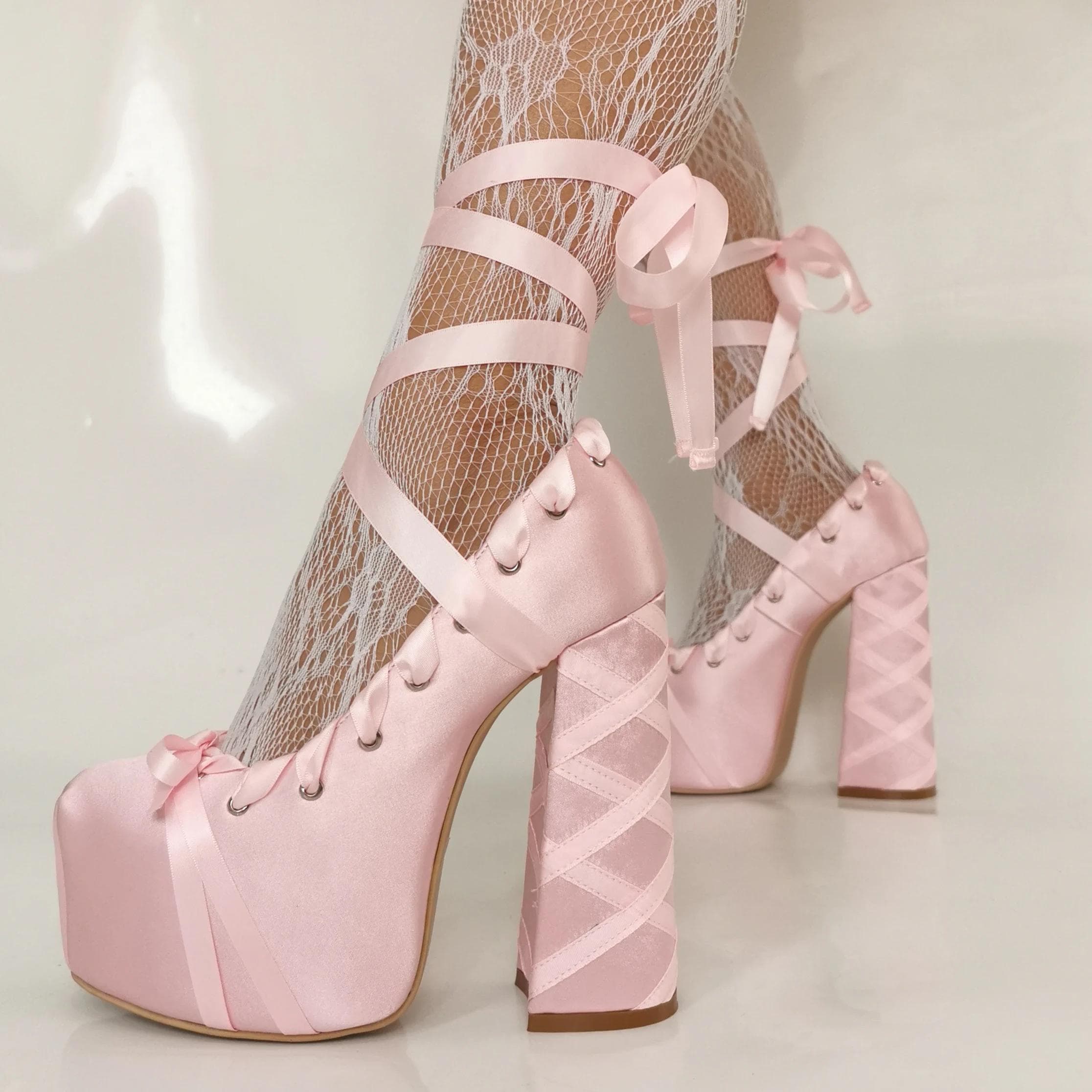 2025 Sandale Noi Lolita Roz Dulci cu Barete Platformă Toc Gros Mărime Mare 47 Pantofi cu Toc pentru Femei Satin Fundă cu Șireturi Sandale de Modă